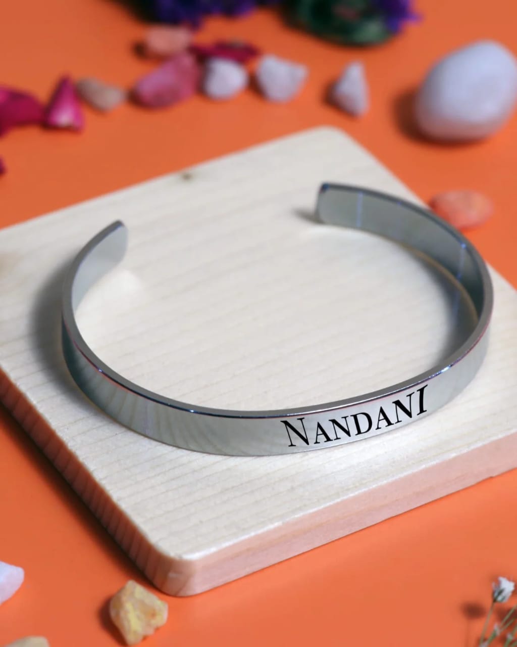 Custom Name Engraved Gold Bracelet – Unisex